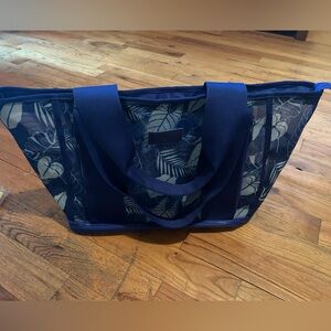 POPFLEX beach bag. Extremely spacious to fit all of your beach essentials!